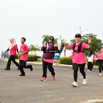 Runner Photo 8837673