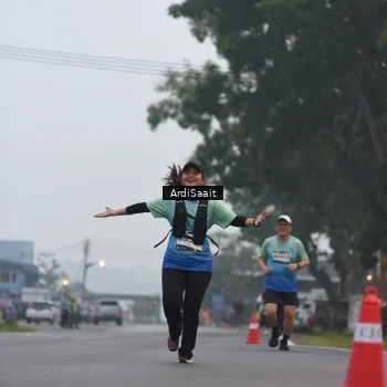 Runner Photo 8837758