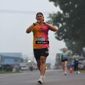 Runner Photo 8837950