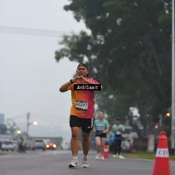 Runner Photo 8837971