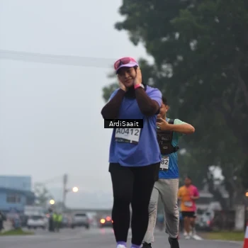 Runner Photo 8838010