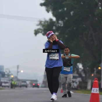 Runner Photo 8838042