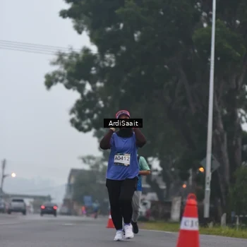 Runner Photo 8838057