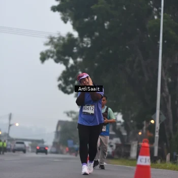 Runner Photo 8838063