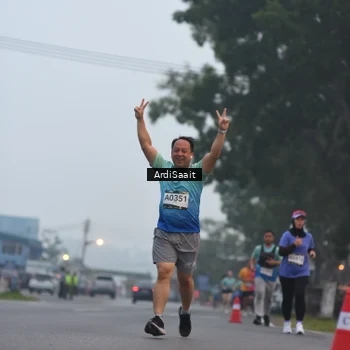 Runner Photo 8838074