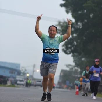 Runner Photo 8838075