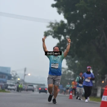 Runner Photo 8838081