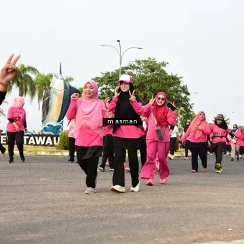 Runner Photo 8838211