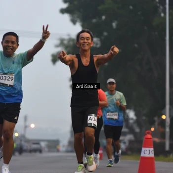 Runner Photo 8838251