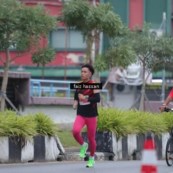 Runner Photo 8838350
