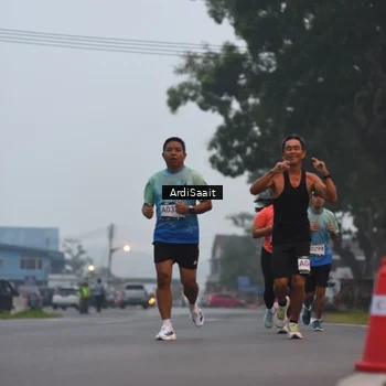 Runner Photo 8838359