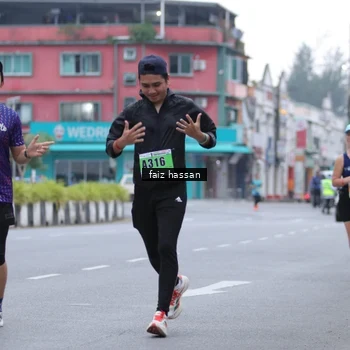 Runner Photo 8838392