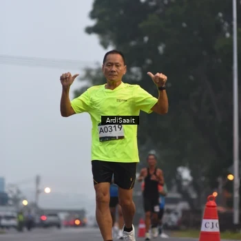 Runner Photo 8838401