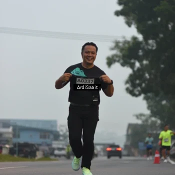 Runner Photo 8838413