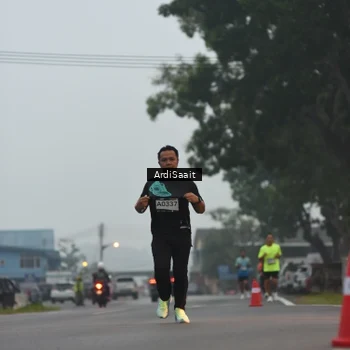 Runner Photo 8838441