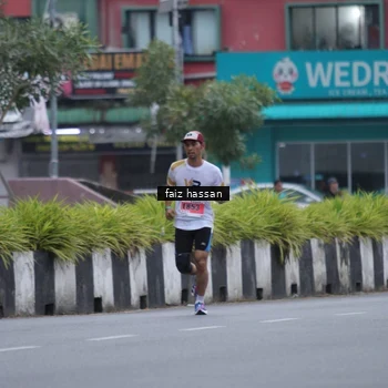 Runner Photo 8838471