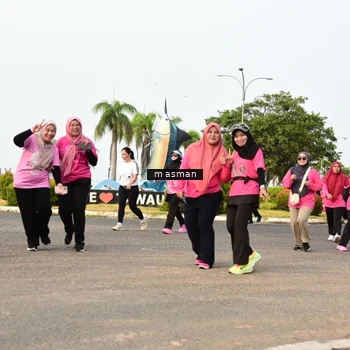 Runner Photo 8838496