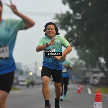 Runner Photo 8838501