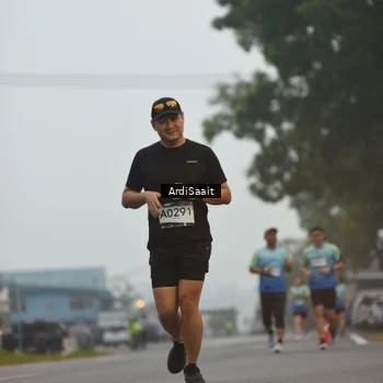 Runner Photo 8838658