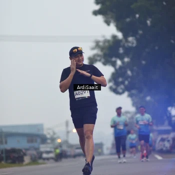 Runner Photo 8838668