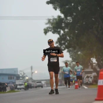 Runner Photo 8838695