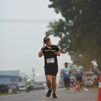Runner Photo 8838697