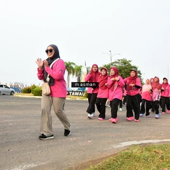 Runner Photo 8838800