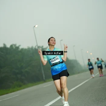 Runner Photo 8839023