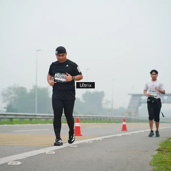 Runner Photo 8839049