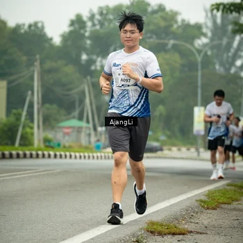 Runner Photo 8839113