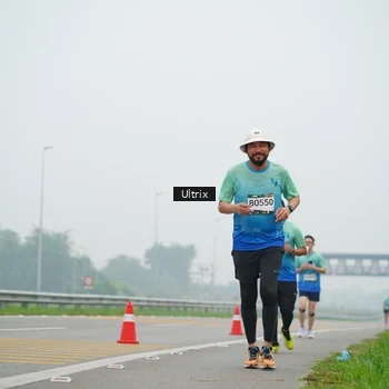 Runner Photo 8839114
