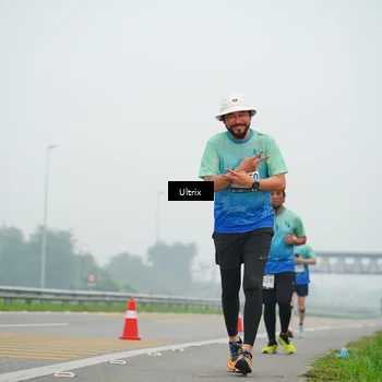 Runner Photo 8839128