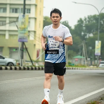 Runner Photo 8839149