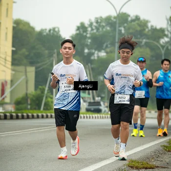 Runner Photo 8839188