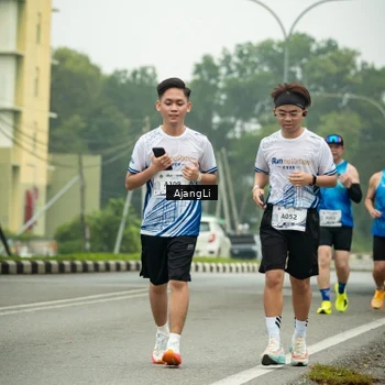 Runner Photo 8839203