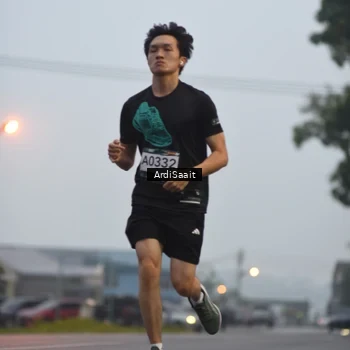 Runner Photo 8839211