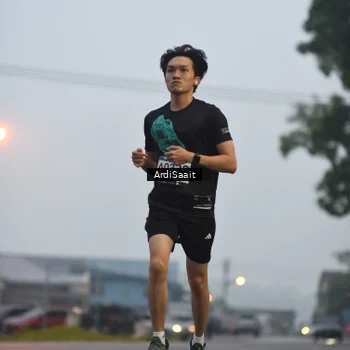 Runner Photo 8839213