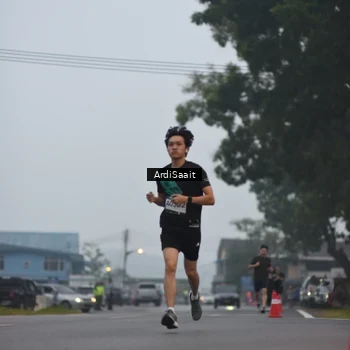 Runner Photo 8839256