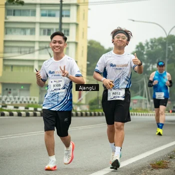 Runner Photo 8839262