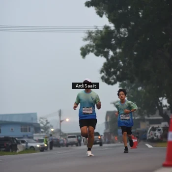 Runner Photo 8839387