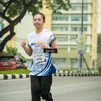 Runner Photo 8839442