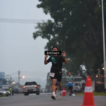 Runner Photo 8839445