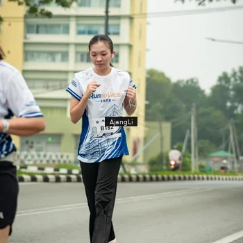 Runner Photo 8839477