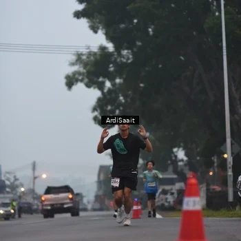 Runner Photo 8839492
