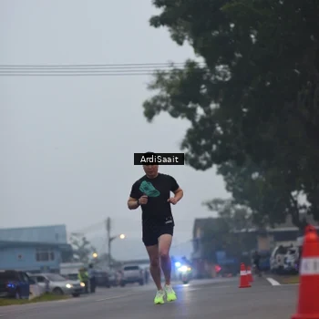 Runner Photo 8839501