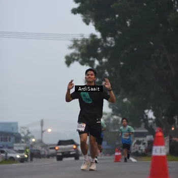 Runner Photo 8839540
