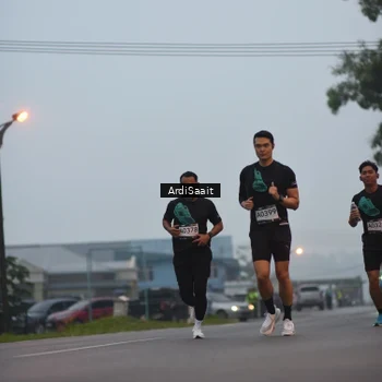 Runner Photo 8839599
