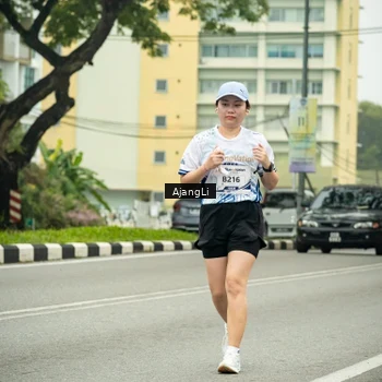 Runner Photo 8839689