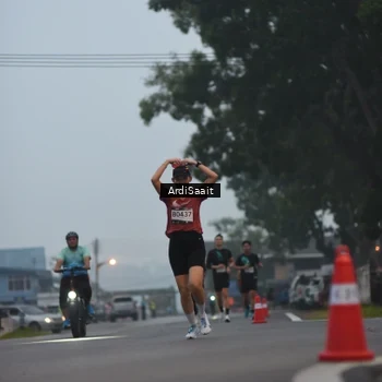 Runner Photo 8839783