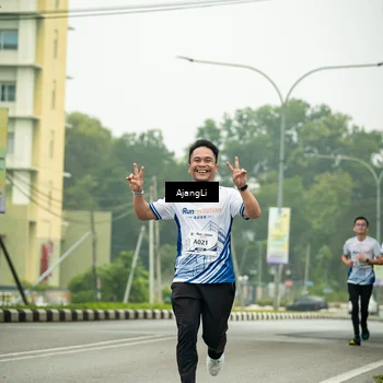 Runner Photo 8839869